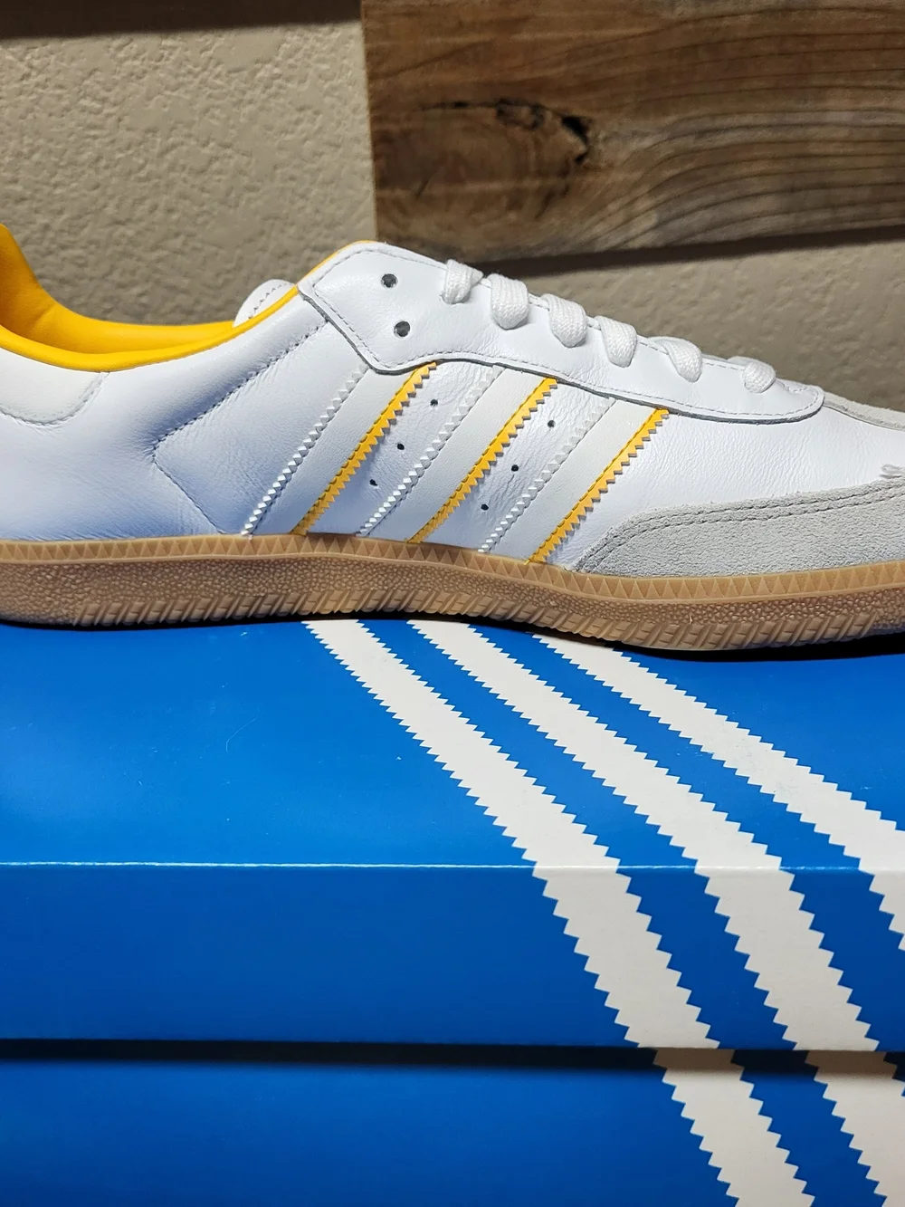 *NEW* Adidas Samba OG White Crew Yellow Gum Shoes Size Men’s 9.5 Women’s 10.5